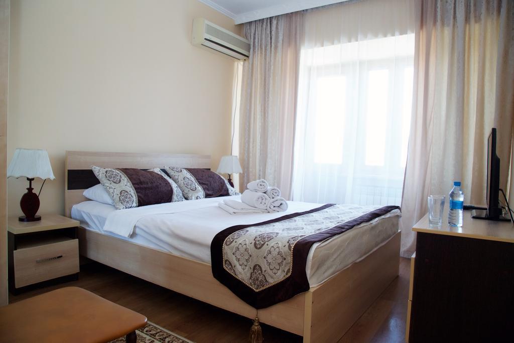 Aksunkar Airport Hotel Bel'bulak Екстериор снимка