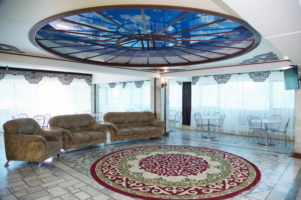 Aksunkar Airport Hotel Bel'bulak Екстериор снимка